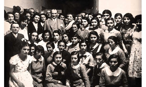 DÜNYA KADINLAR GÜNÜ KUTLU OLSUN